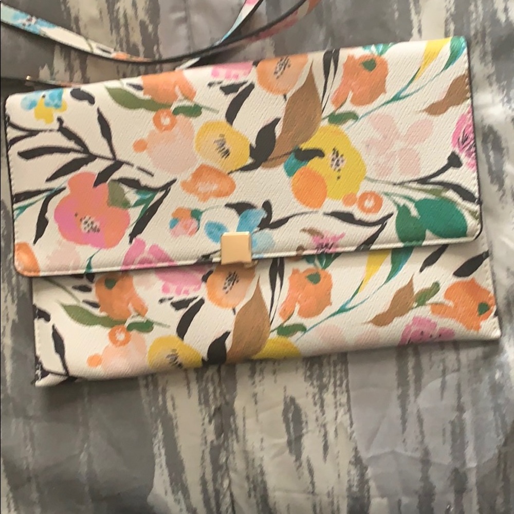 A crossbody purse.